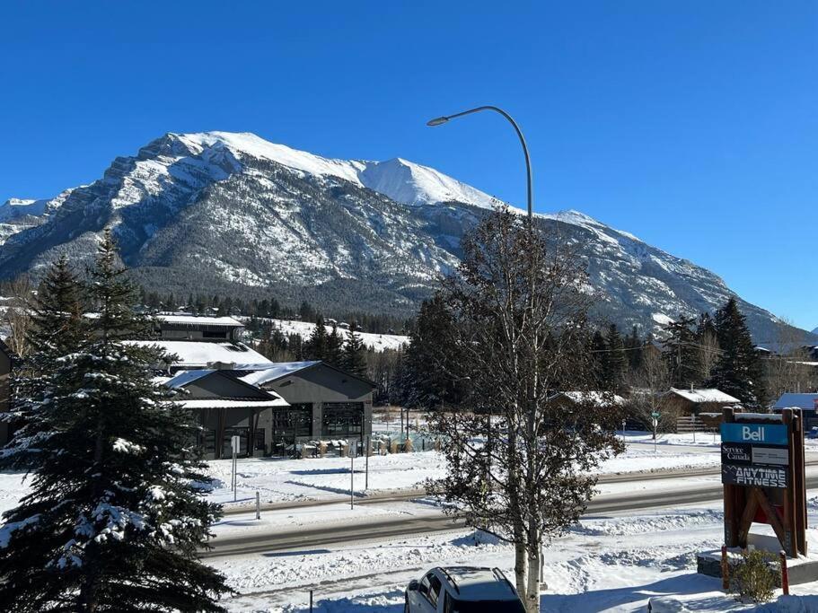 Ferienwohnung Mountain Modern Hideaway Canmore Exterior foto